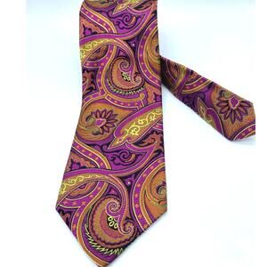 Robert‎ Talbott Best of Class Bright Paisley 100% Silk USA 3.5 x60 classic